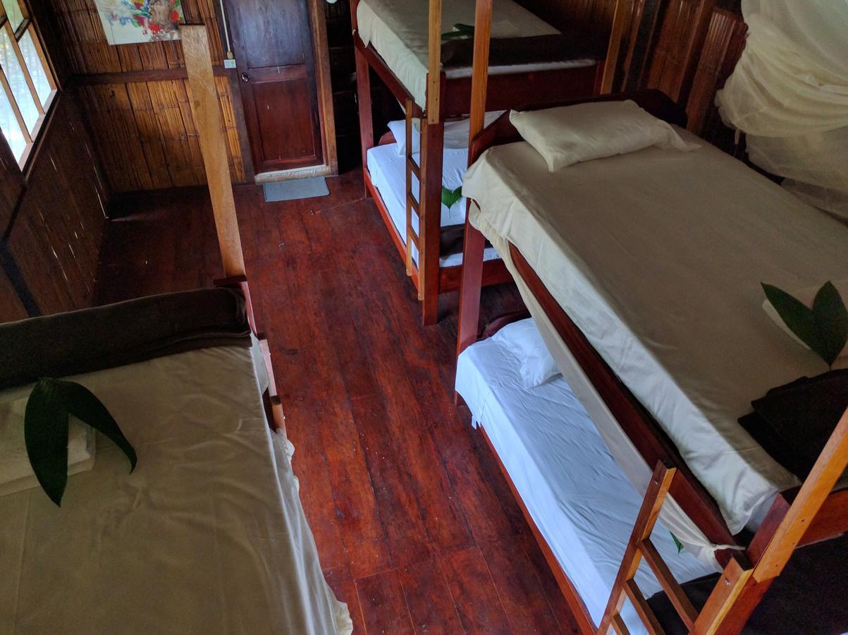 Green Forest Ecolodge Puerto Montufar Ngoại thất bức ảnh