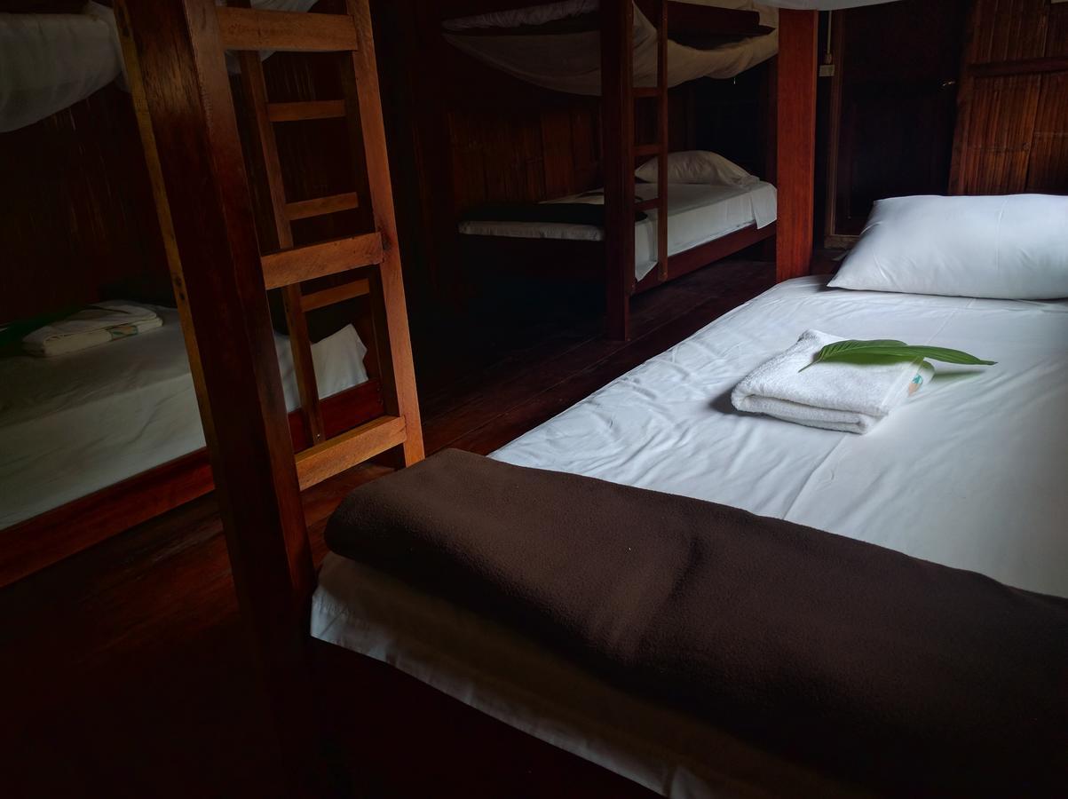 Green Forest Ecolodge Puerto Montufar Ngoại thất bức ảnh